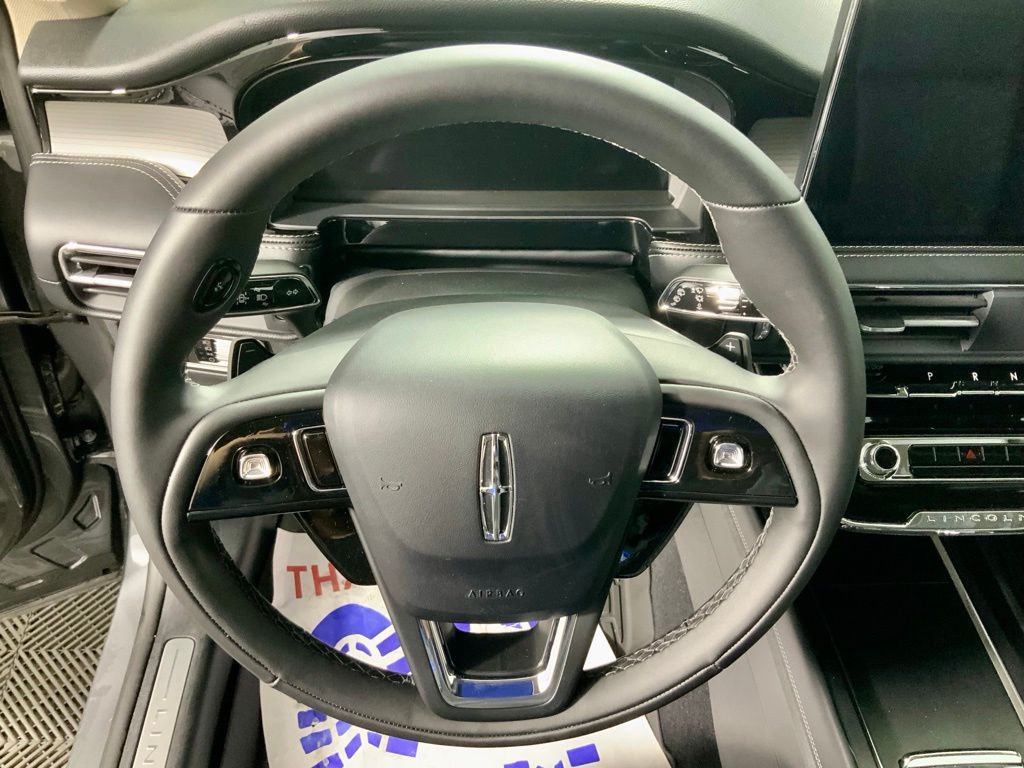 2026 Lincoln Corsair Premiere - Photo 25