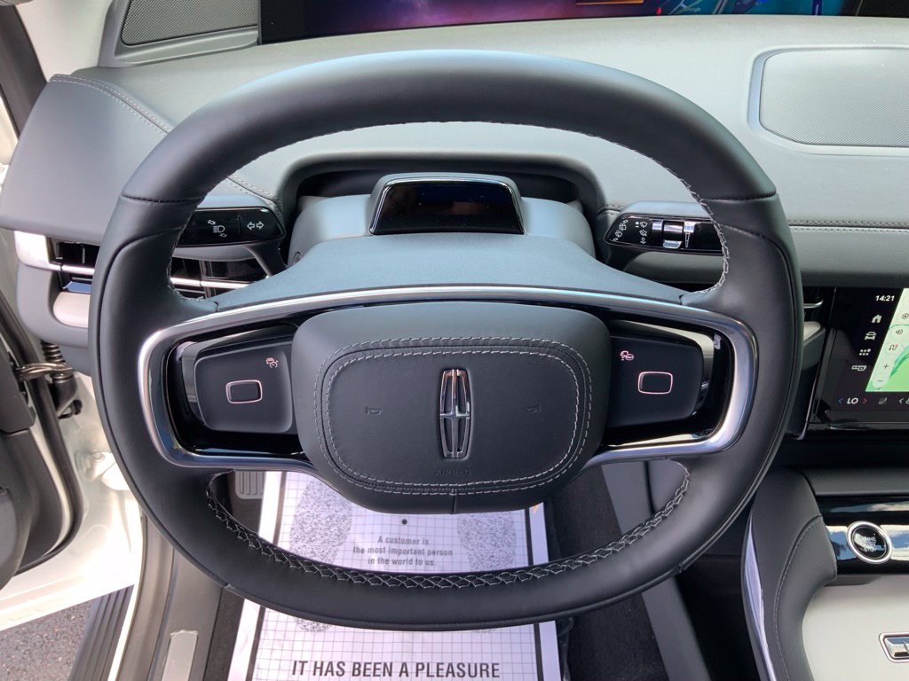 2027 Lincoln Navigator Premiere L - Photo 20