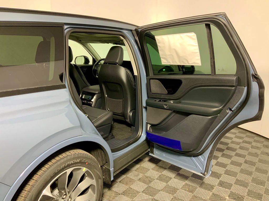2026 Lincoln Aviator Premiere - Photo 35
