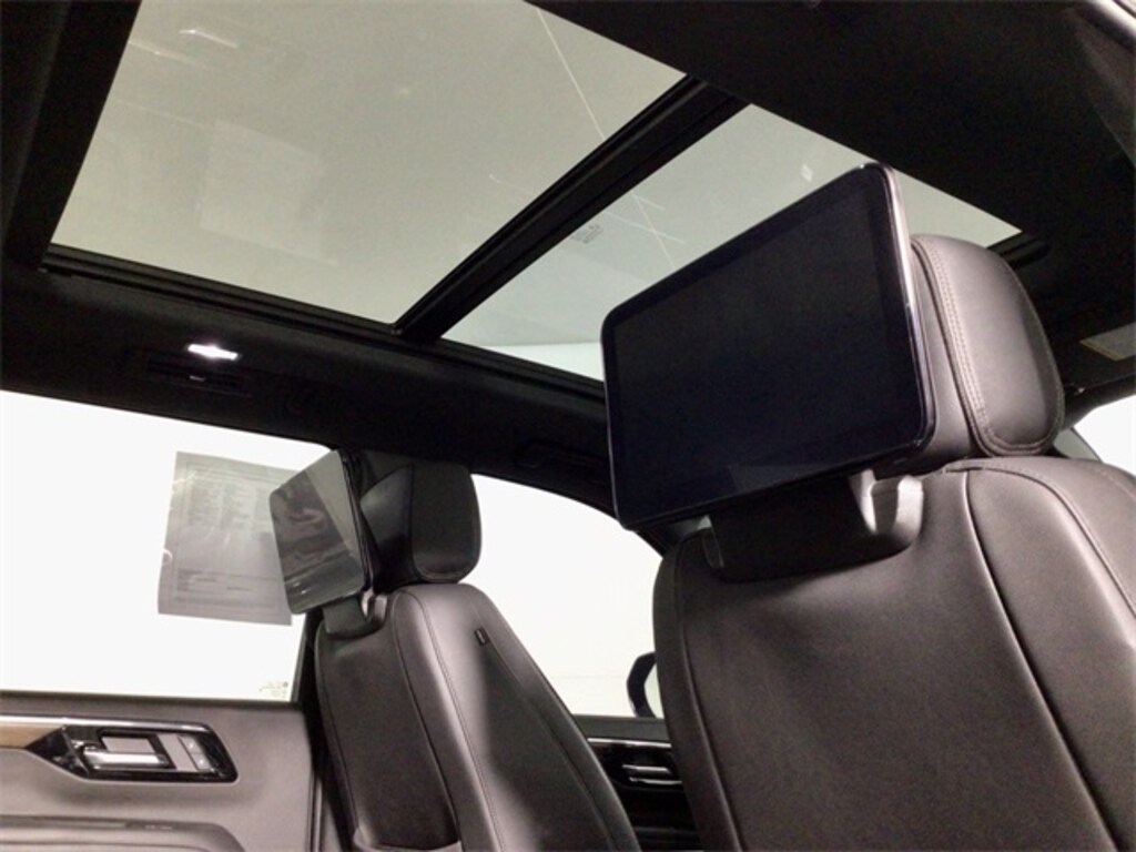 Used 2025 Chevrolet Suburban High Country SUV