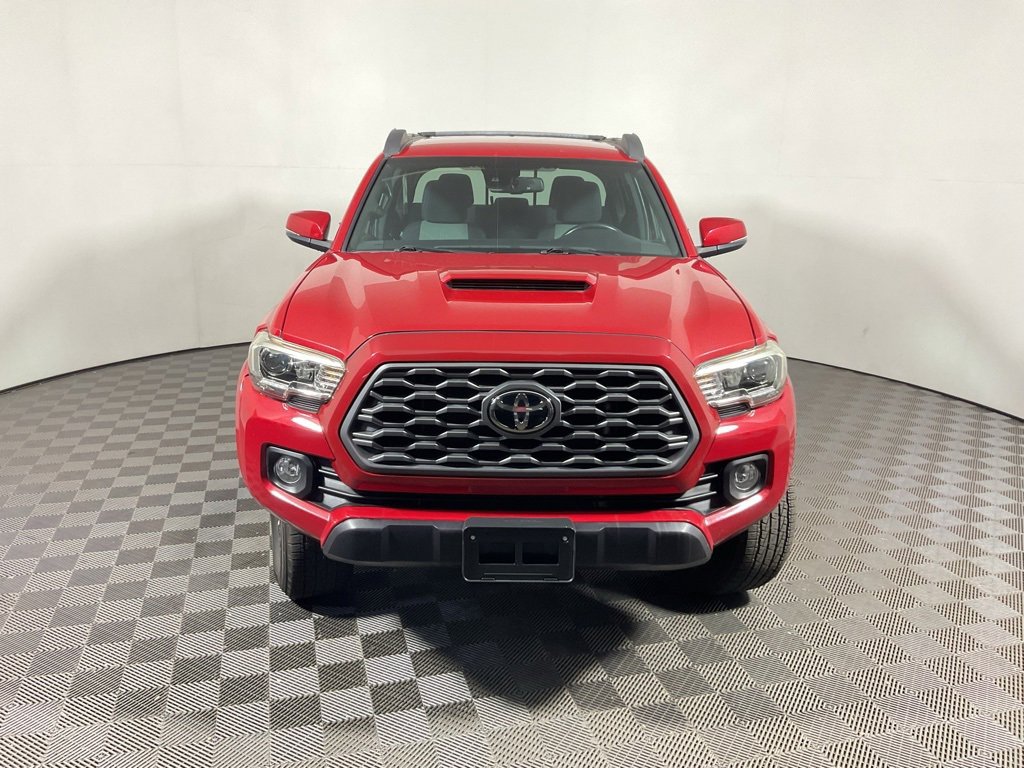 2021 Toyota Tacoma TRD Sport V6 photo 2