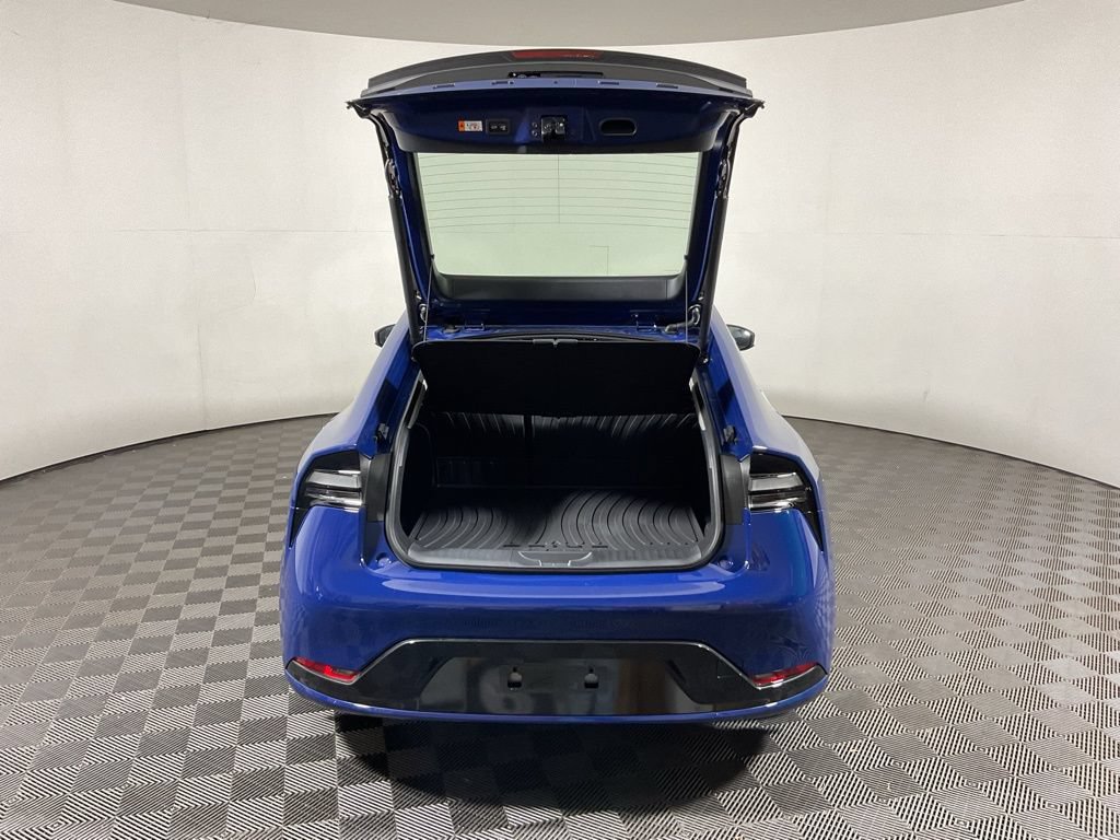 2025 Toyota Prius XSE Premium - Photo 15