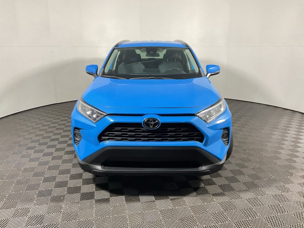 2021 Toyota RAV4 XLE photo 4