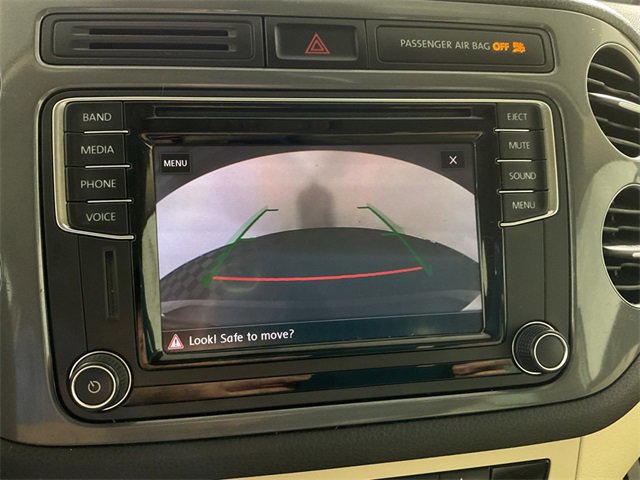 2017 Volkswagen Tiguan Wolfsburg Edition photo 3