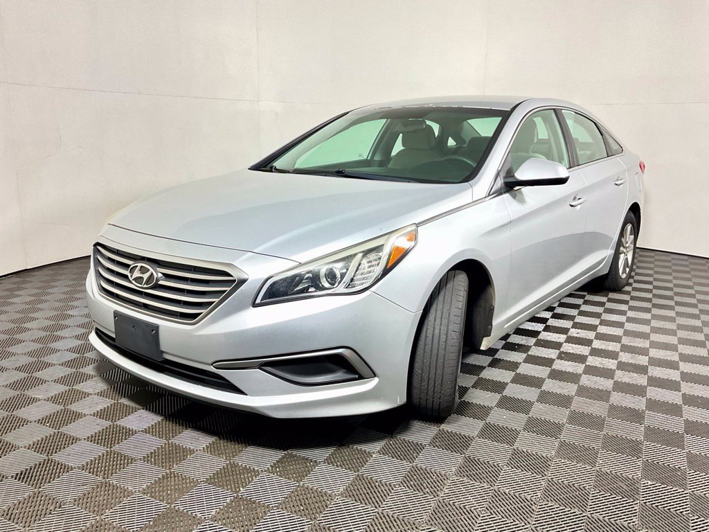 Used 2016 Hyundai Sonata SE with VIN 5NPE24AF3GH292055 for sale in Athens, OH