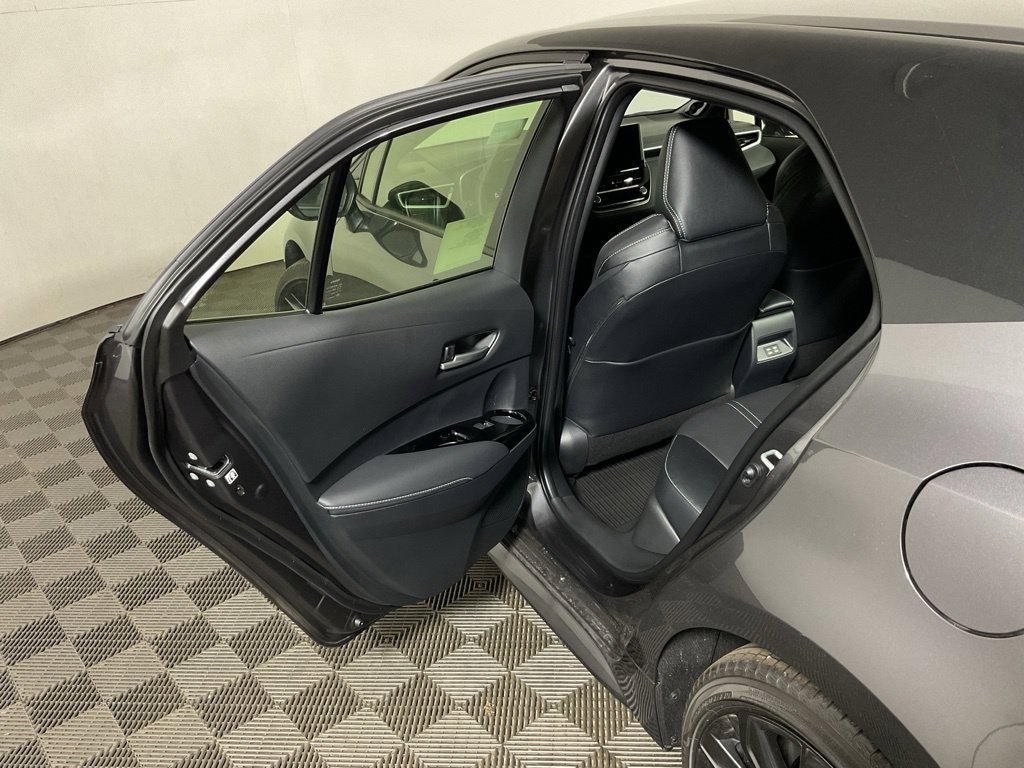 2026 Toyota Corolla Hatchback XSE - Photo 31