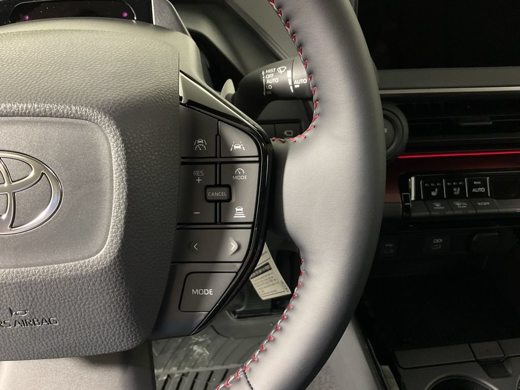 2025 Toyota Prius XSE Premium - Photo 28