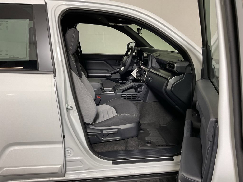 2026 Toyota 4Runner TRD Off-Road - Photo 36