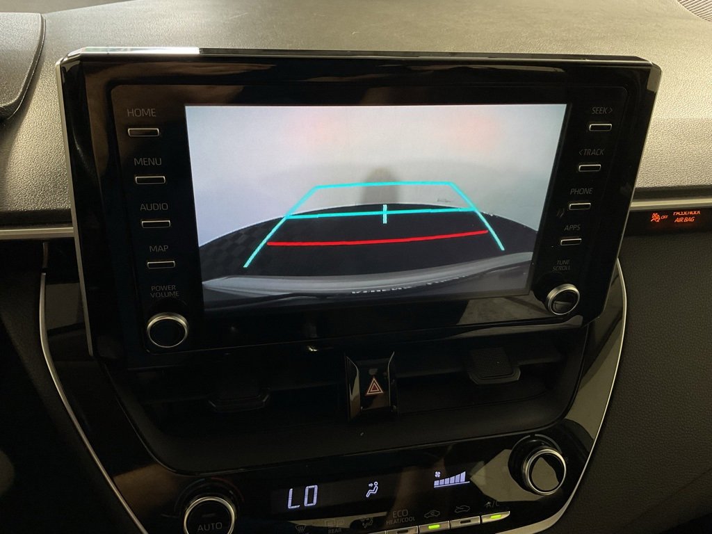2020 Toyota Corolla LE photo 2