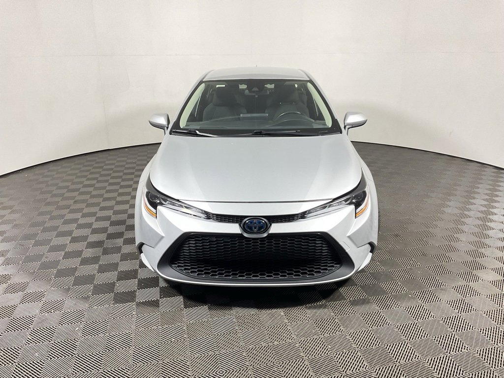 2022 Toyota Corolla Hybrid LE photo 2