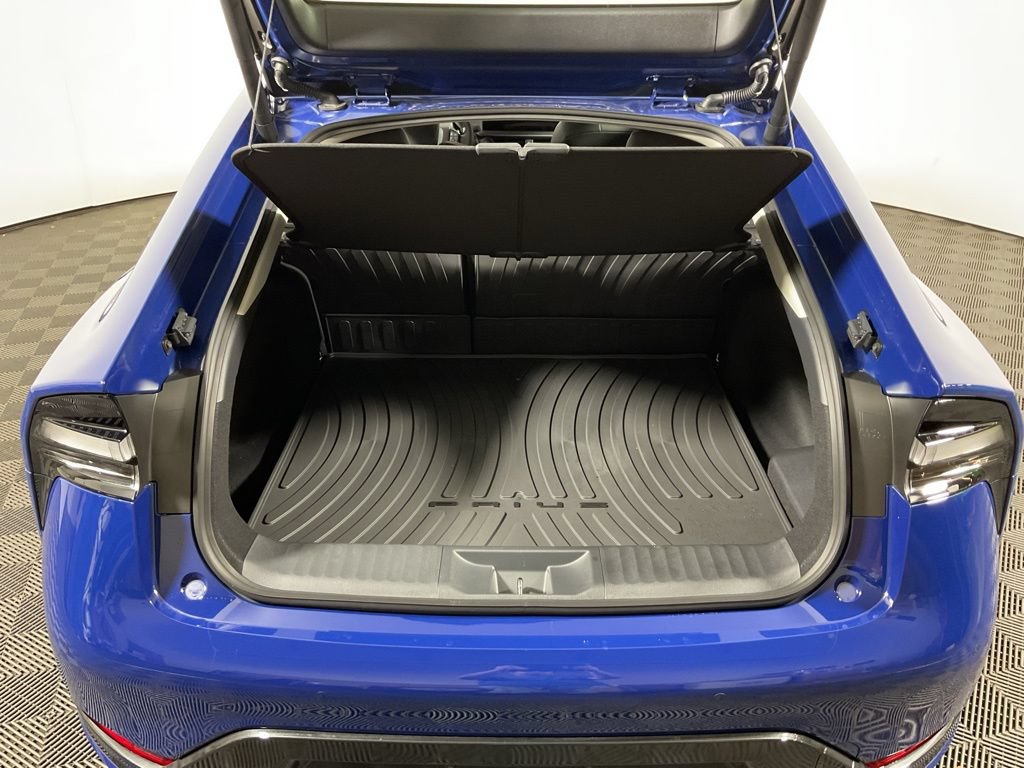 2025 Toyota Prius XSE Premium - Photo 16