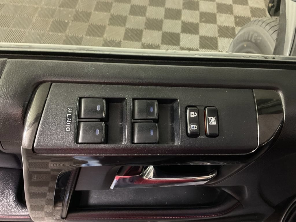 2018 Toyota 4Runner Off-Road - Photo 20