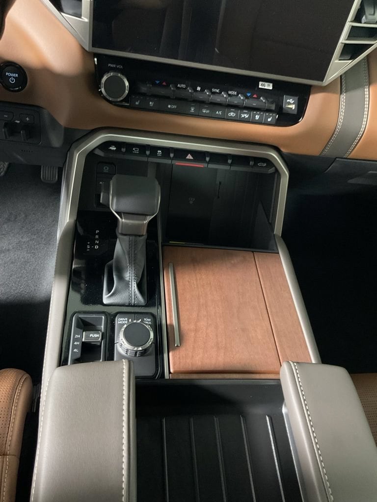 2026 Toyota Tundra 1794 Edition - Photo 29