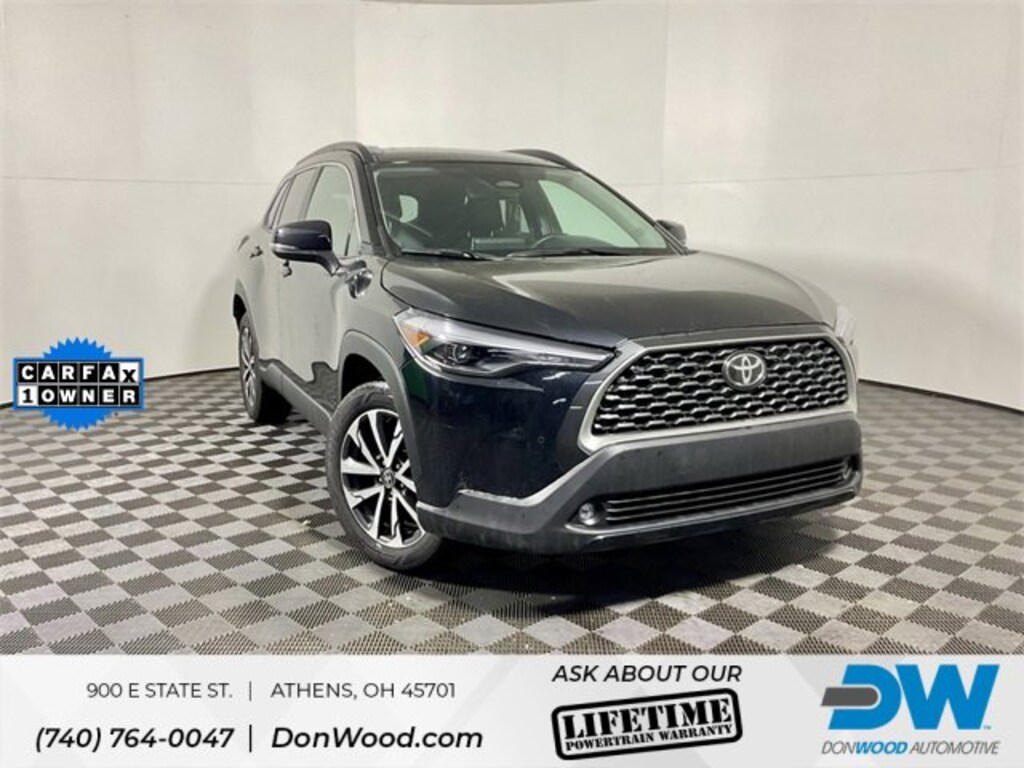 Used 2025 Toyota Corolla Cross XLE SUV