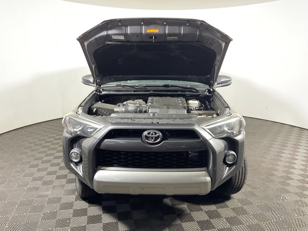 2018 Toyota 4Runner Off-Road - Photo 10