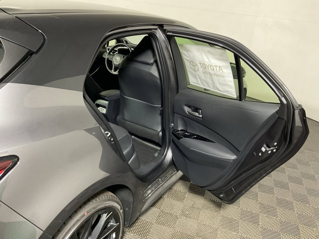 2026 Toyota Corolla Hatchback XSE - Photo 33