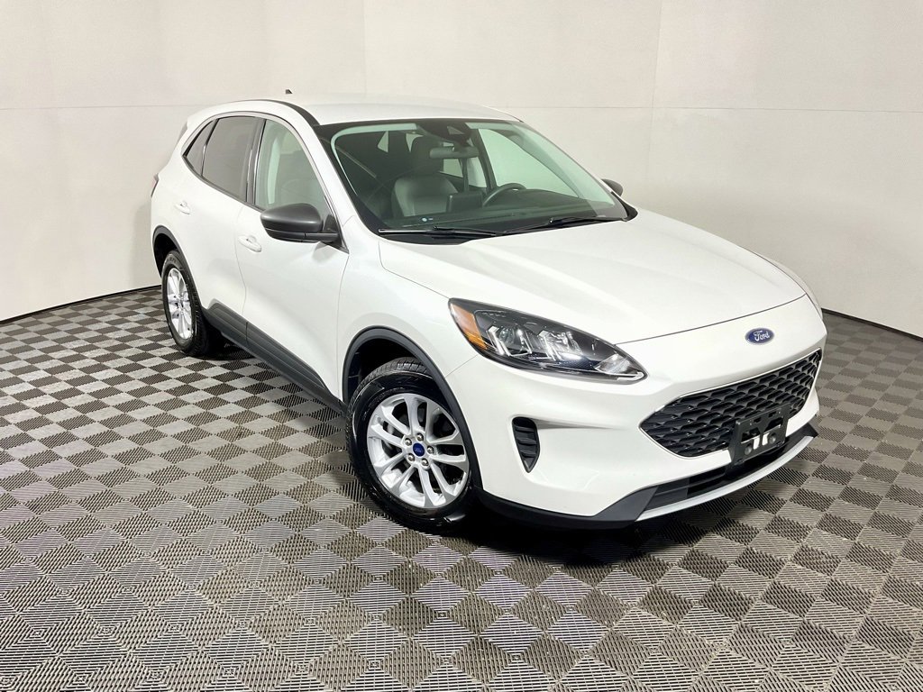 2022 Ford Escape SE photo 3