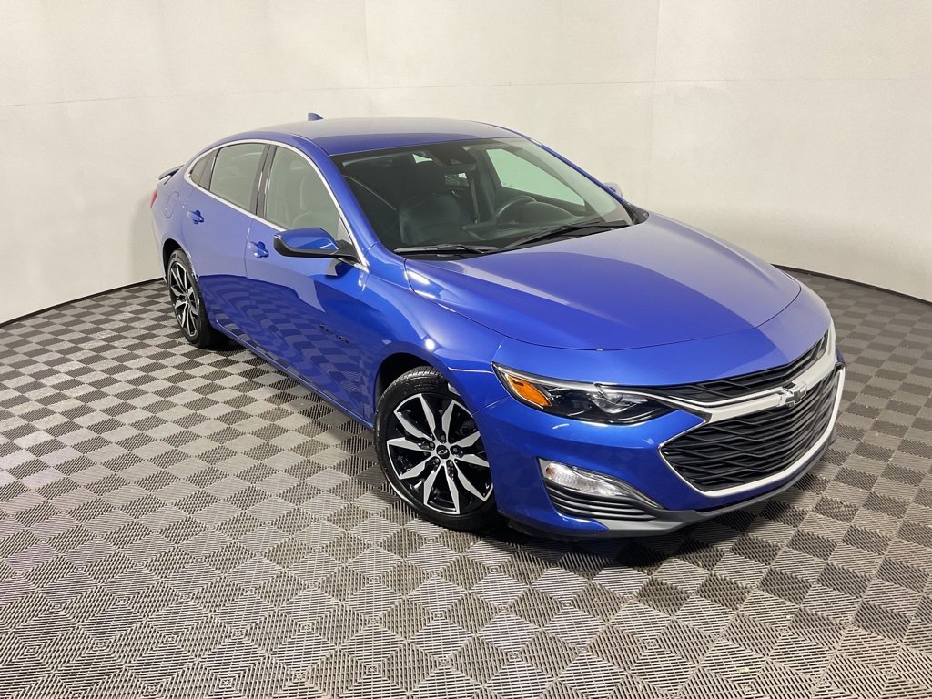 2023 Chevrolet Malibu RS photo 3