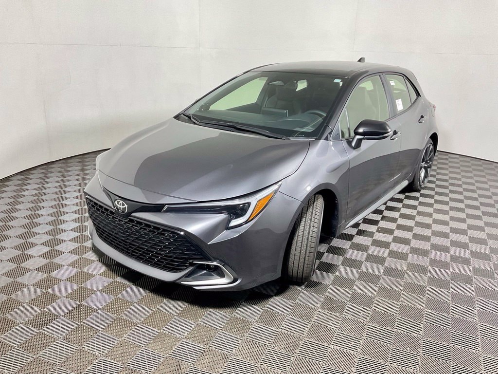 2026 Toyota Corolla Hatchback XSE - Photo 10