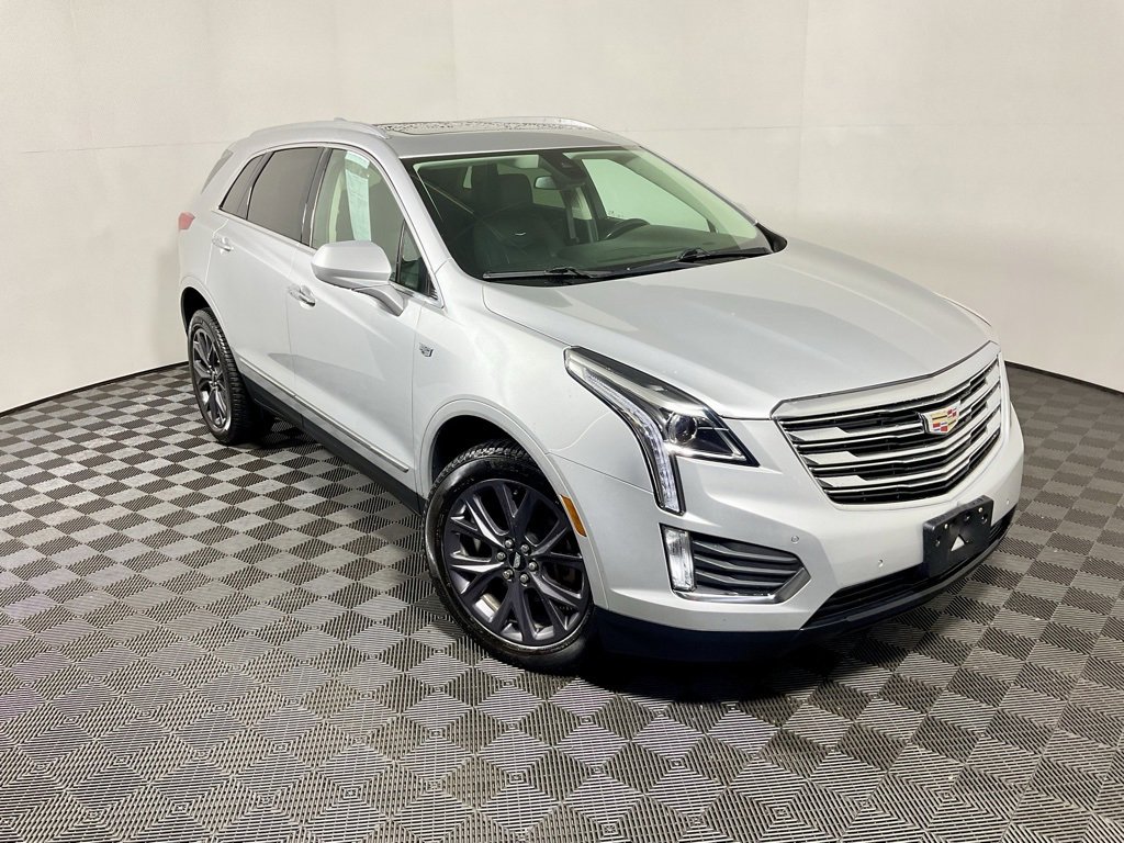 2018 Cadillac XT5 Luxury photo 3
