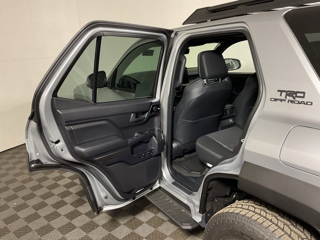 2025 Toyota 4Runner TRD Off-Road Premium - Photo 32