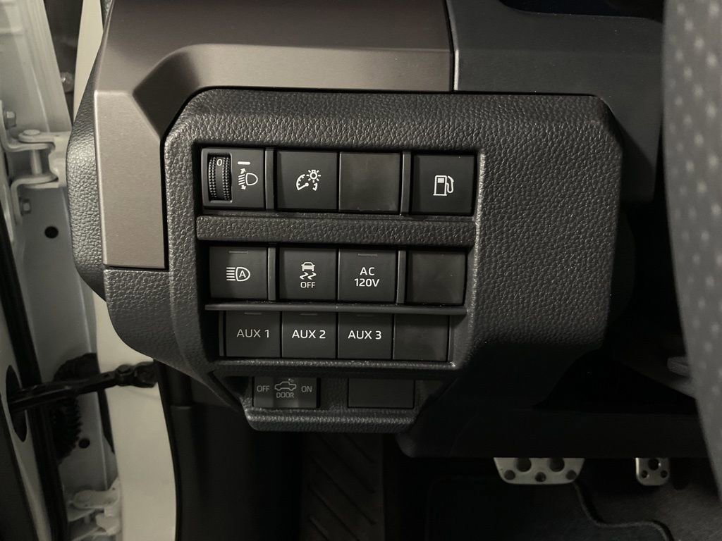 2025 Toyota Tacoma TRD Sport - Photo 28