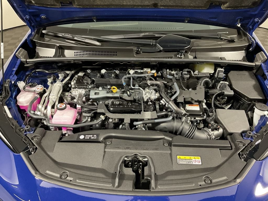 2025 Toyota Prius XSE Premium - Photo 9