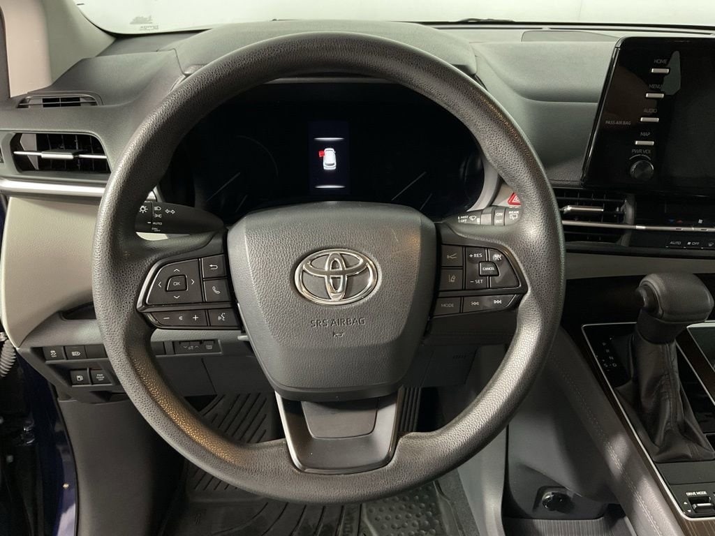 2023 Toyota Sienna LE - Photo 20