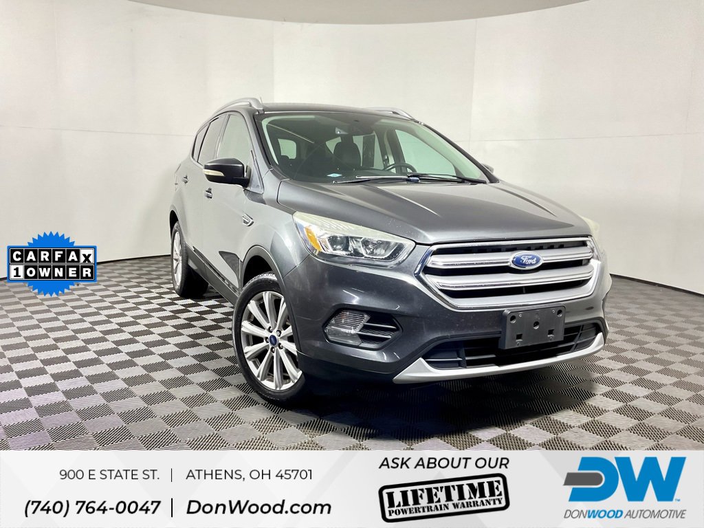 2017 Ford Escape Titanium's photo