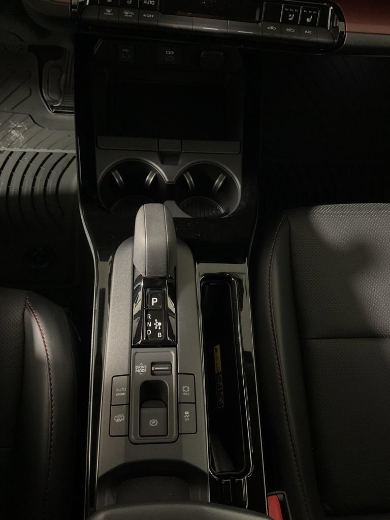 2025 Toyota Prius XSE Premium - Photo 30