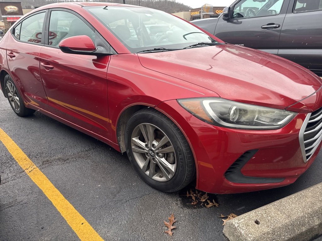 2017 Hyundai Elantra SE's photo