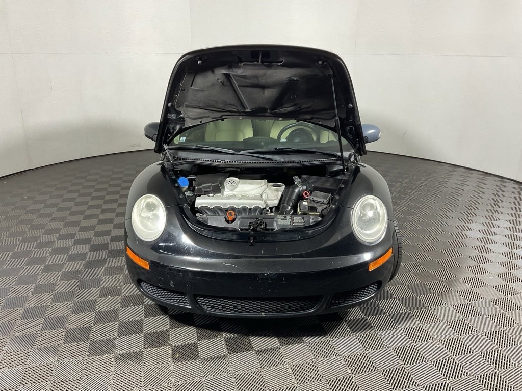 Used 2008 Volkswagen New Beetle SE w/PZEV Convertible