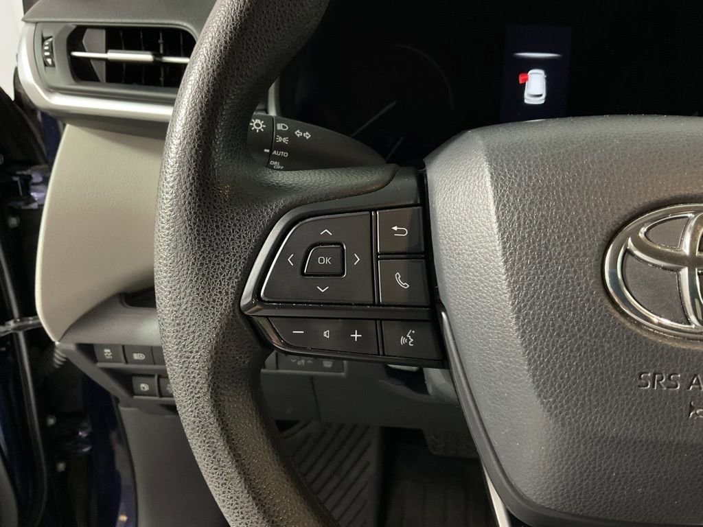 2023 Toyota Sienna LE - Photo 22