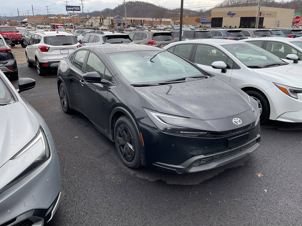 2025 Toyota Prius Hatchback 