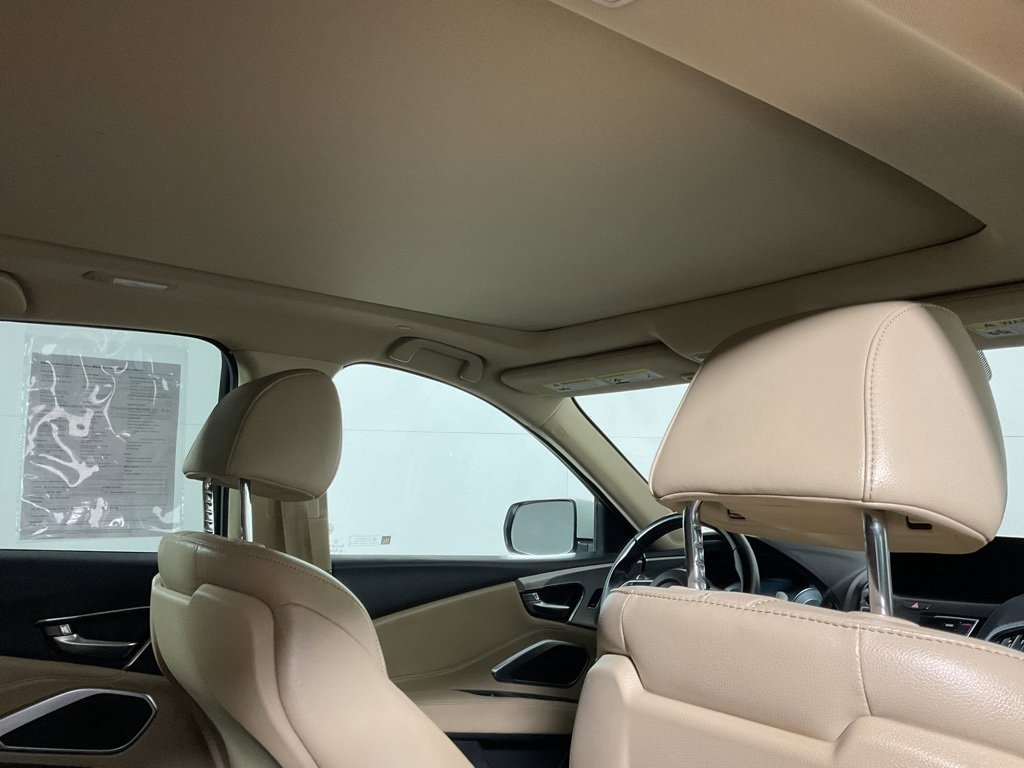 2019 Acura RDX photo 2