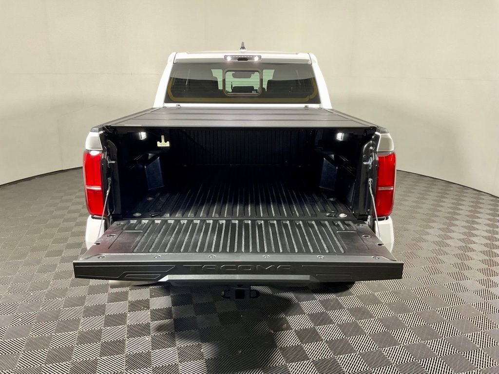 2025 Toyota Tacoma TRD Sport - Photo 15