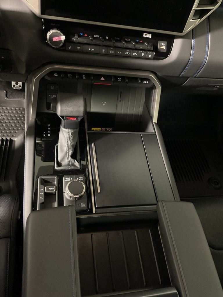 2026 Toyota Tundra Platinum - Photo 29