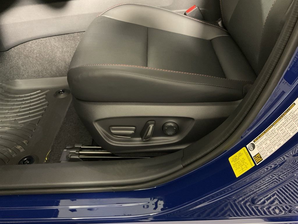 2025 Toyota Prius XSE Premium - Photo 22