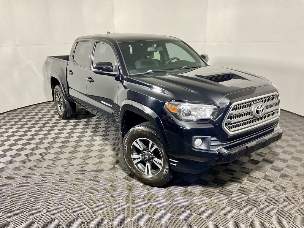 Used 2016 Toyota Tacoma SR V6 Truck Double Cab