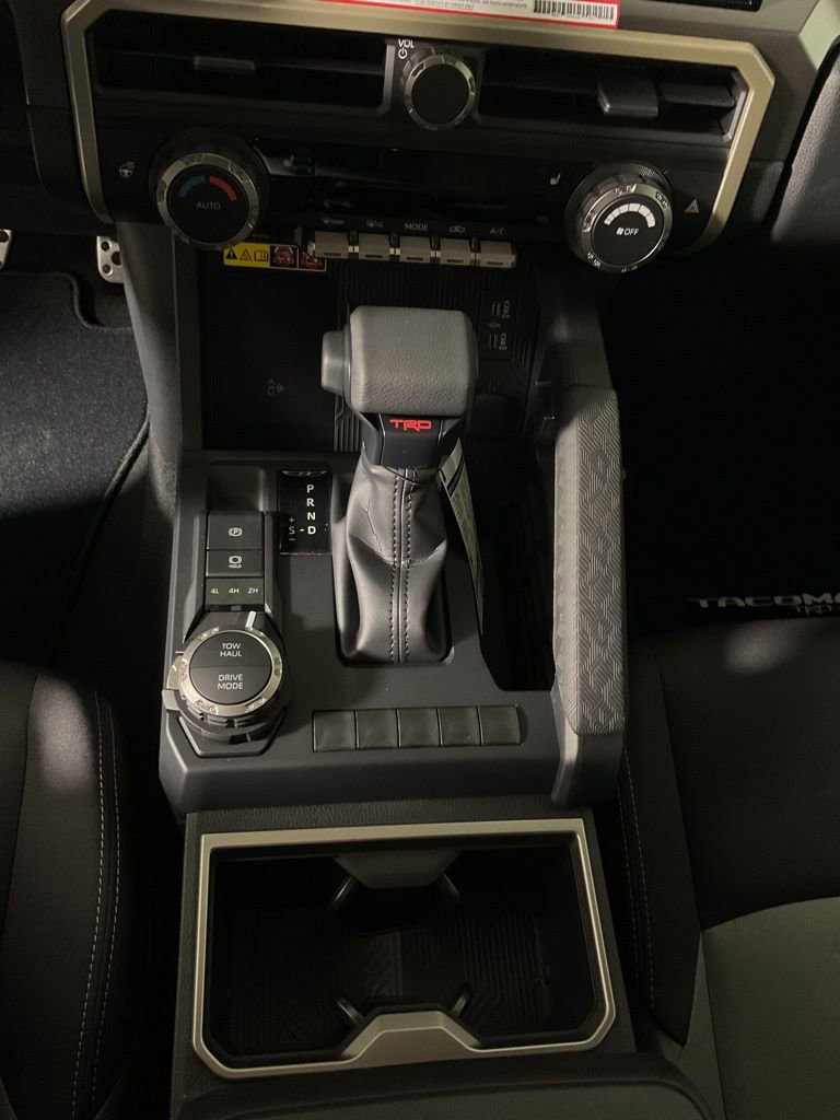 2025 Toyota Tacoma TRD Sport - Photo 29