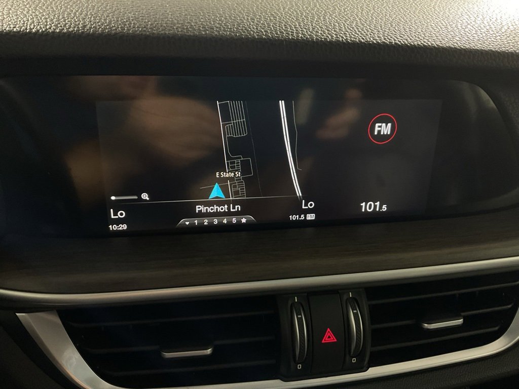 2018 Alfa Romeo Stelvio Ti photo 3