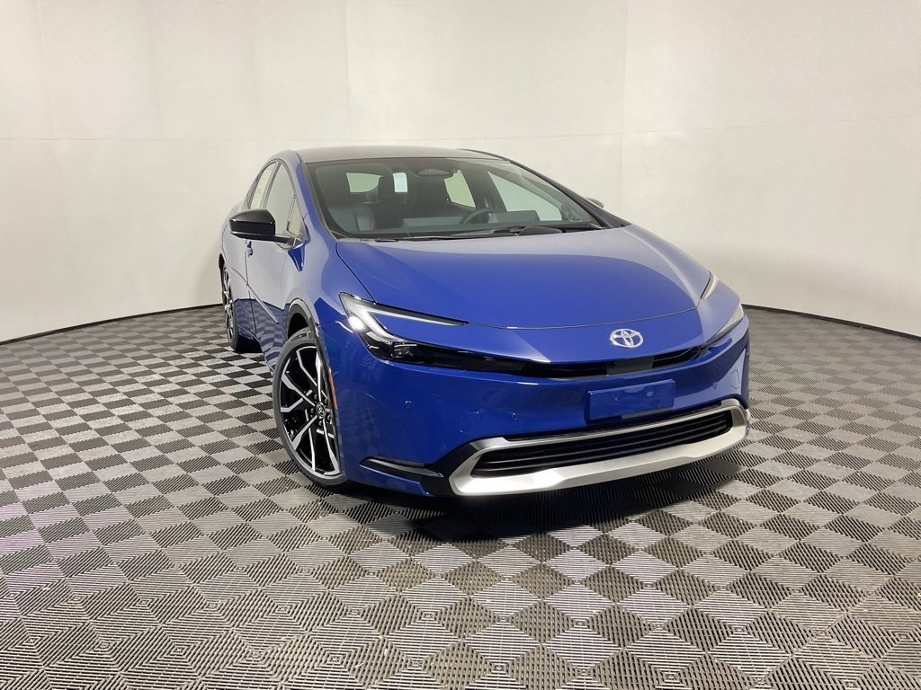 New 2025 Toyota Prius Plug-in Hybrid XSE Premium Hatchback