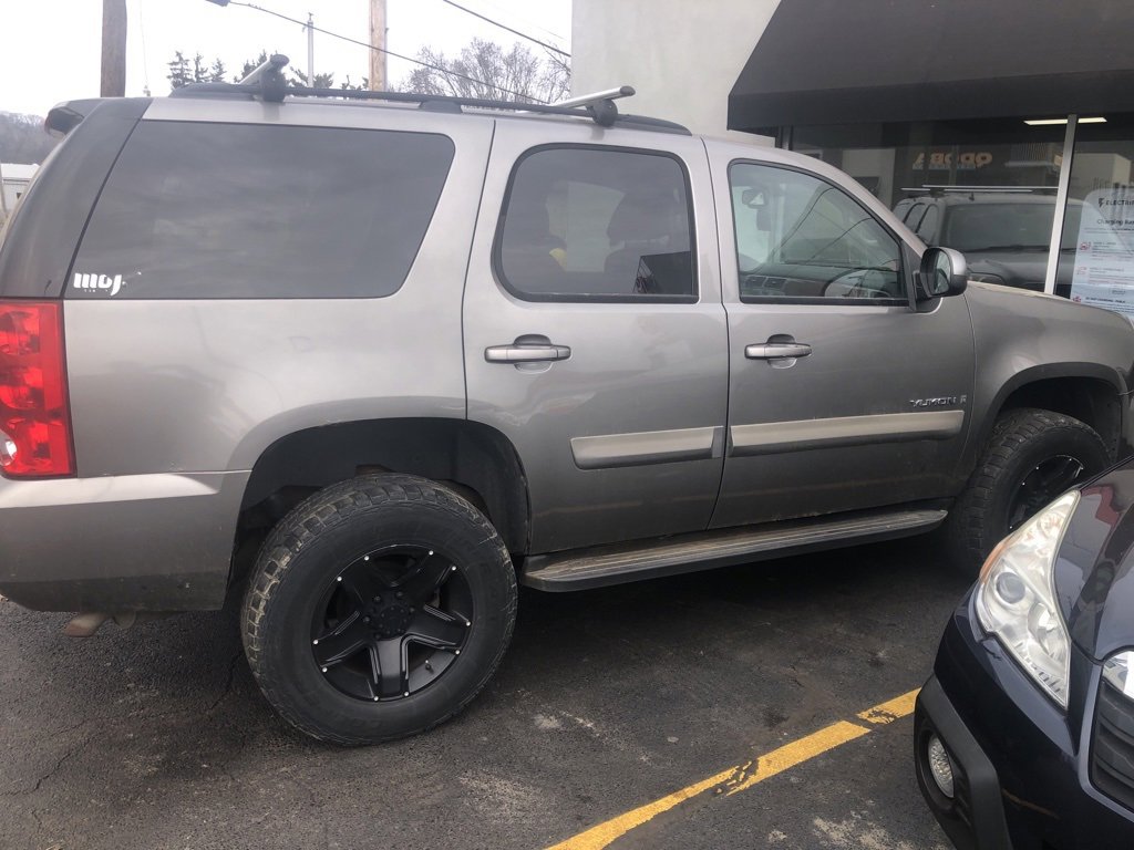 2008 GMC Yukon SLE1's photo