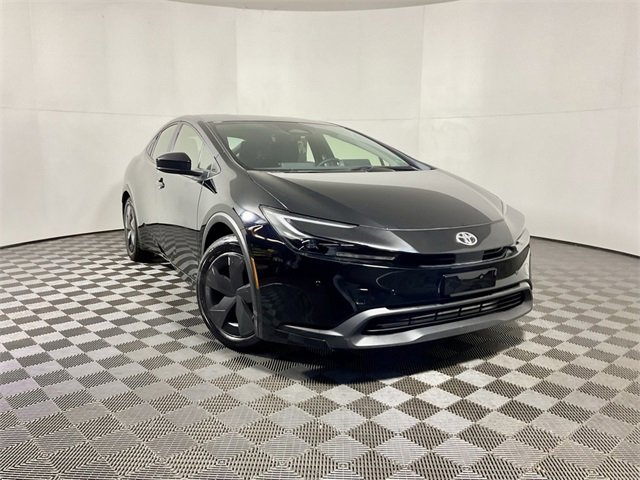 2025 Toyota Prius XLE's photo