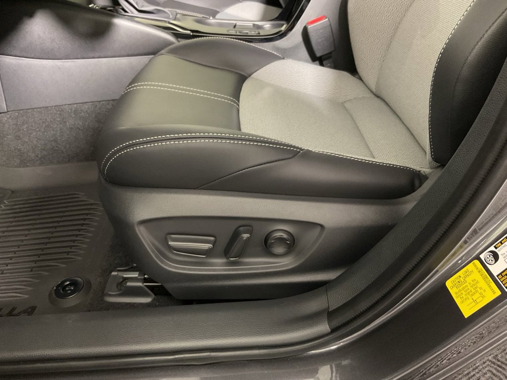 2026 Toyota Corolla Hatchback XSE - Photo 21