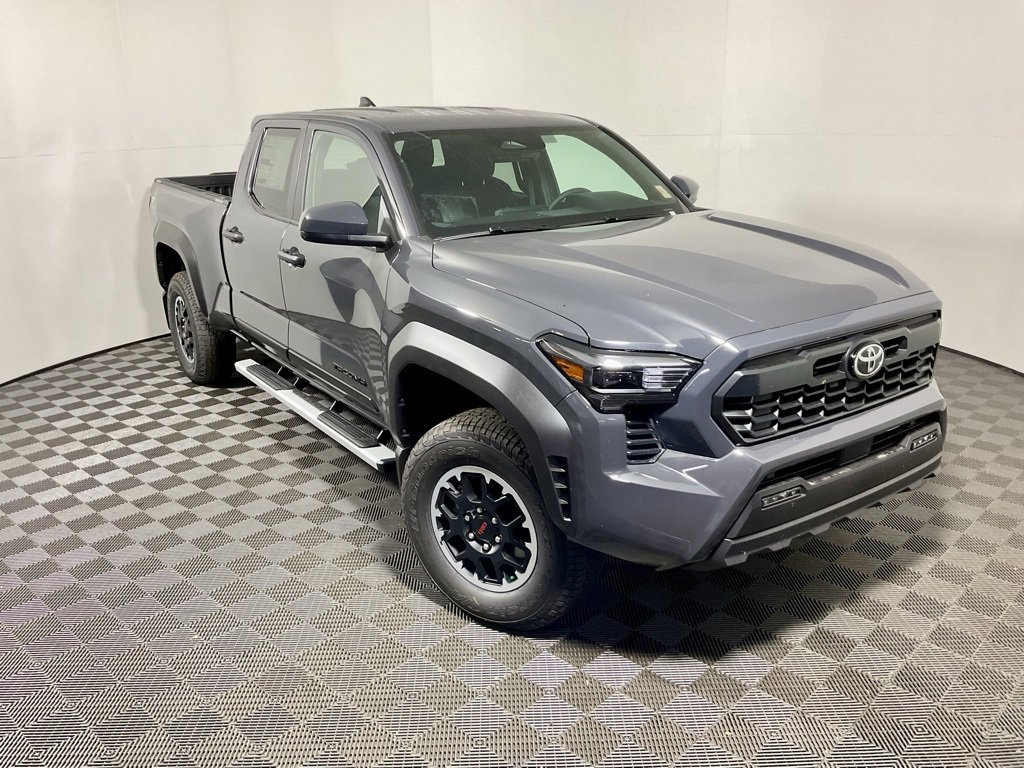 2025 Toyota Tacoma TRD Off-Road Double Cab photo 2