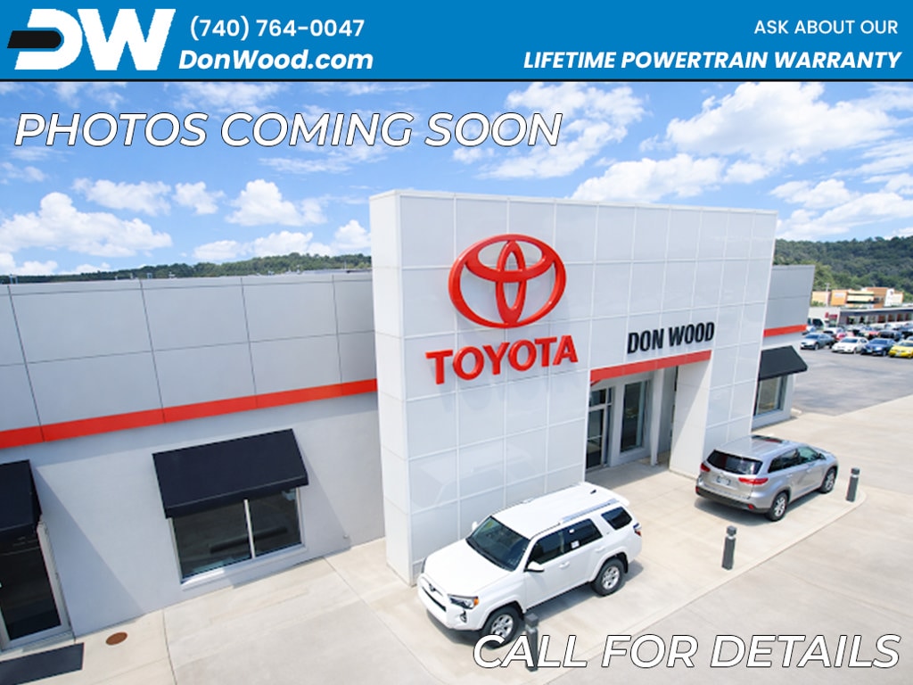 Used 2022 Toyota Camry Hybrid XLE Sedan