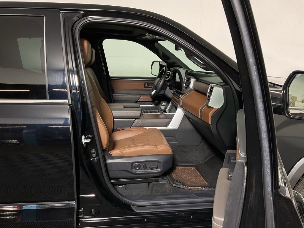 2023 Toyota Tundra 1794 Edition - Photo 38