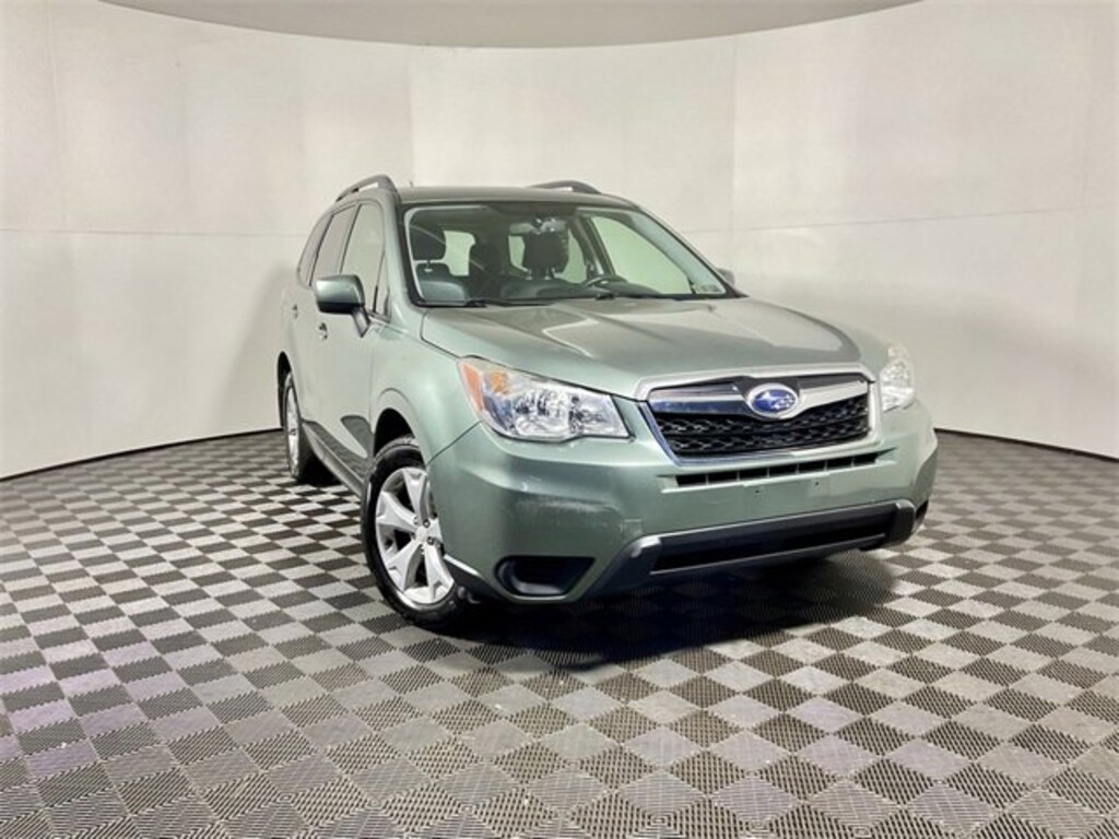 Used 2015 Subaru Forester 2.5i Premium (CVT) SUV