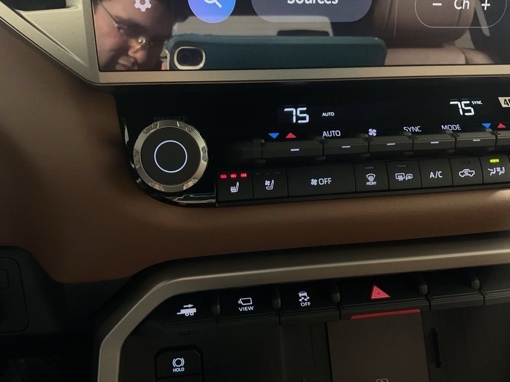 2026 Toyota Tundra 1794 Edition - Photo 4